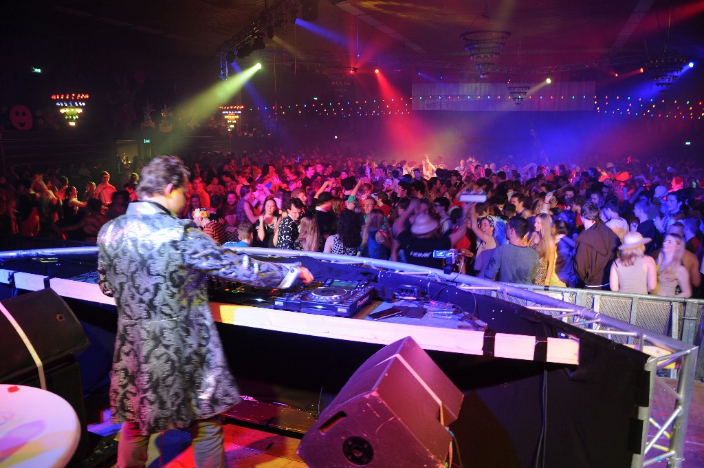 ../Images/Buurman en buurman feest 500.jpg
